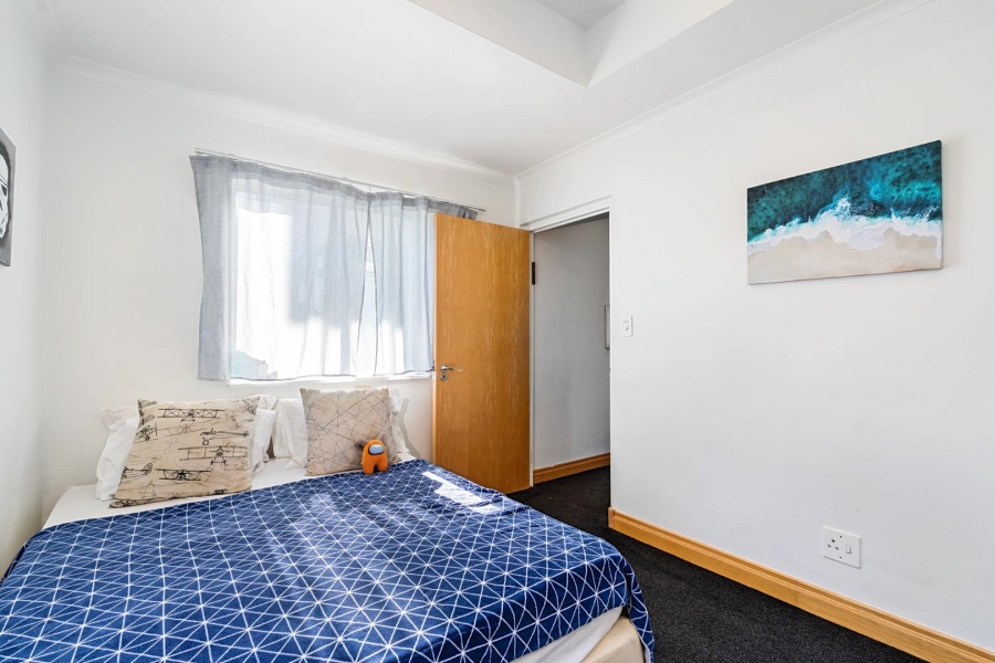 5 Bedroom Property for Sale in Fresnaye Western Cape